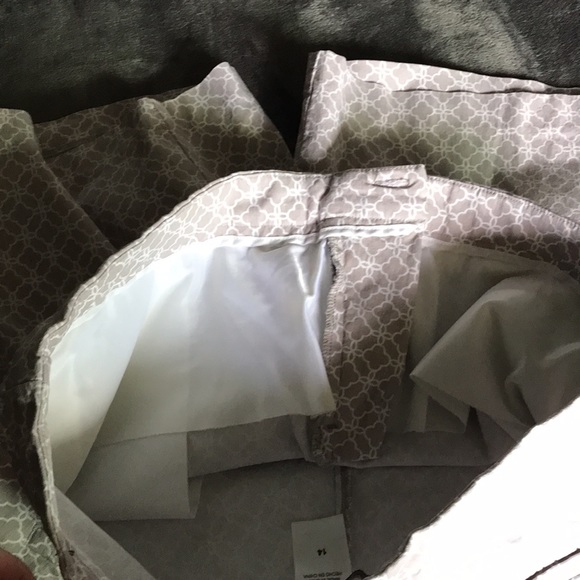 Womens size 14 Mario Serrani Italy Comfort Stretch Shorts With Tummy Control - Picture 8 of 8